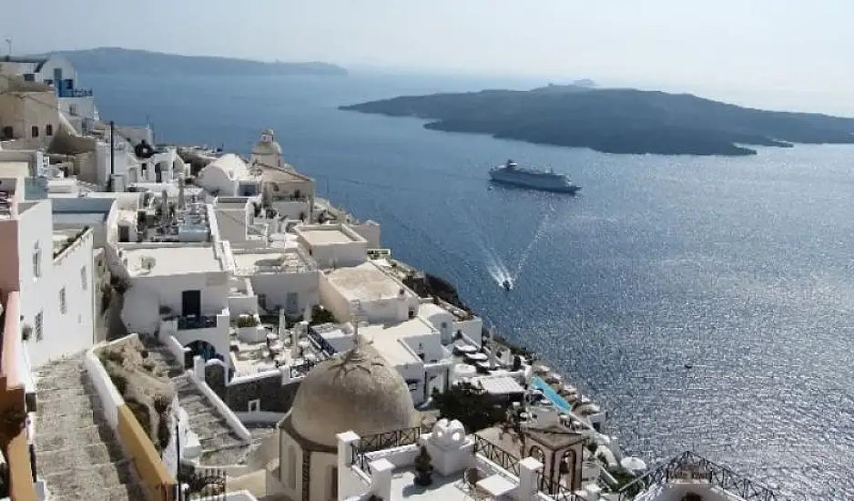 Τραγωδία στην Σαντορίνη: Νεκρός 19χρονος που εκτελούσε οικοδομικές εργασίες σε υπόσκαφο
