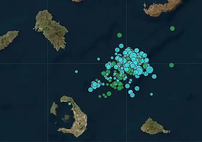Σεισμοί στις Κυκλάδες - Παπαζάχος: Δημιουργούνται ψευδαισθήσεις καμιά φορά ότι η ακολουθία ηρεμεί