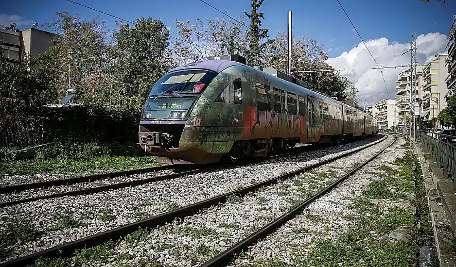 Σεπόλια: Έρευνα του ΟΣΕ για τον φύλακα της διάβασης που δεν κατέβασε τις μπάρες
