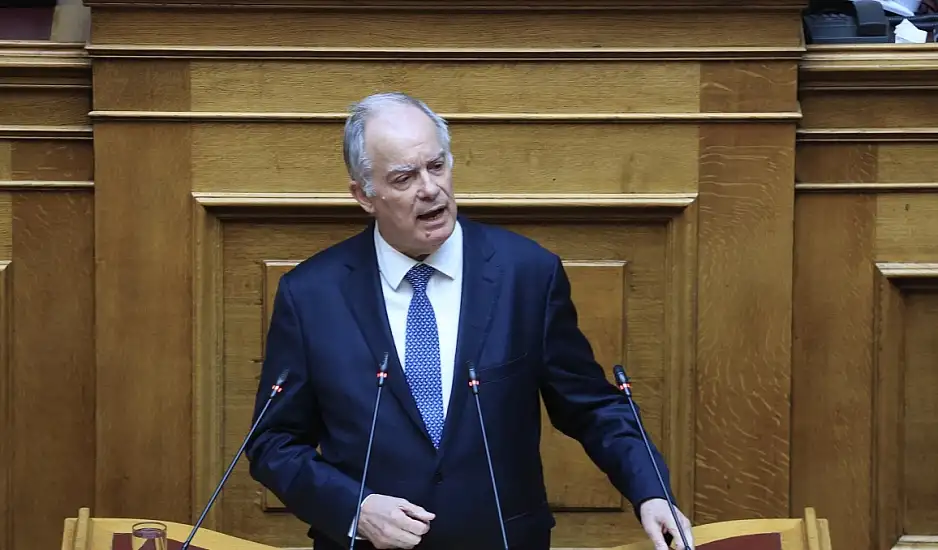 Κωνσταντίνος Τασούλας: «Βαρύτιμη ευθύνη η θέση του ΠτΔ» – Ποιος είναι ο νέος Πρόεδρος – Το βιογραφικό του
