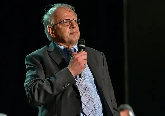 Παραιτήθηκε από την Επιτροπή Σεισμικού Κινδύνου ο Άκης Τσελέντης - Καταγγέλλει πολιτική παρέμβαση