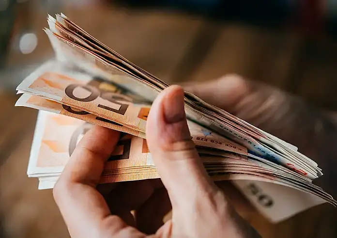 Υπόθεση διαφθοράς στην Κέρκυρα: Υπάλληλος φέρεται να απέσπασε πάνω από 400.000 ευρώ