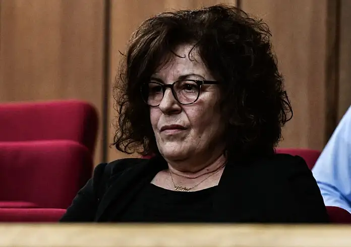 Μάγδα Φύσσα: Όσοι βάζουν πενθόμετρο, καλά θα κάνουν να το βουλώσουν