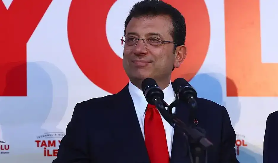 Ιμάμογλου: Μεταφέρθηκε στη φυλακή και μιλά για «προδοσία κατά της Τουρκίας» – Ανεστάλη η ιδιότητά του ως δήμαρχος
