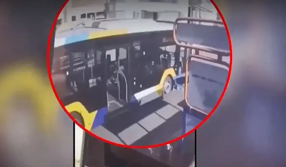 Κορωπί: 51χρονος τραυμάτισε με κατσαβίδι επιβάτη λεωφορείου και αστυνομικούς