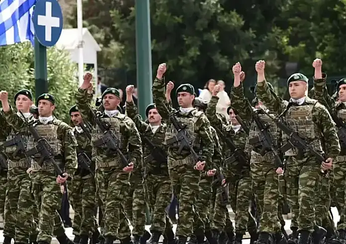 Η μεγάλη παρέλαση για την 25η Μαρτίου στην Αθήνα Live