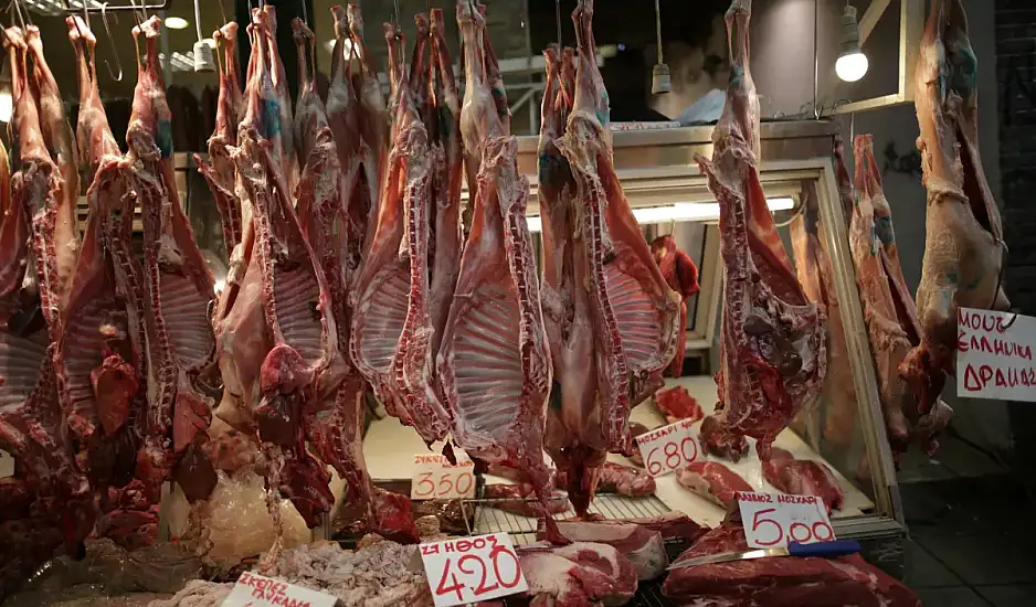 Πάσχα 2025: Πού θα κυμανθούν οι τιμές σε αρνί και κατσίκι