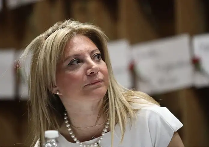 Καρυστιανού κατά Κασσελάκη: Προς τι αυτή η σπουδή να δημιουργήσετε αμφιβολίες για κάτι ξεκάθαρο; Ποιόν εξυπηρετείτε;