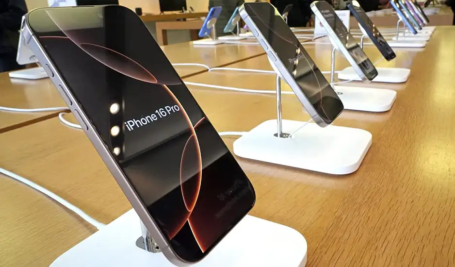 Ποιο βασικό χαρακτηριστικό των iPhone αλλάζει μετά από σχεδόν 10 χρόνια;