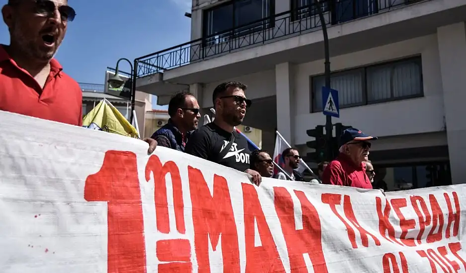 Πρωτομαγιά 2025 – ΜΜΜ: Τι ισχύει με Μετρό, λεωφορεία, τρόλεϊ, πλοία. Οι συγκεντρώσεις