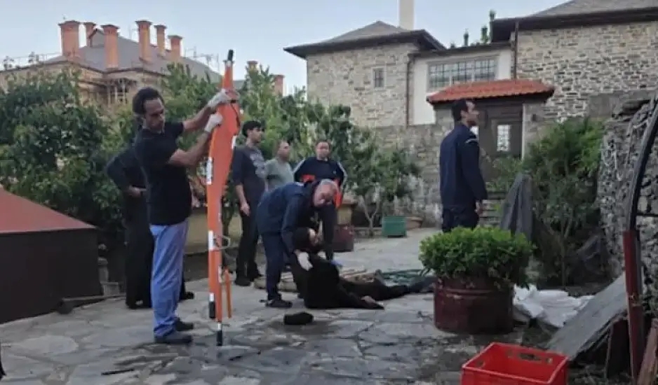 Άγιον Όρος: Αιματηρό επεισόδιο στην Μονή Εσφιγμένου – Ρασοφόροι τραυμάτισαν μοναχό