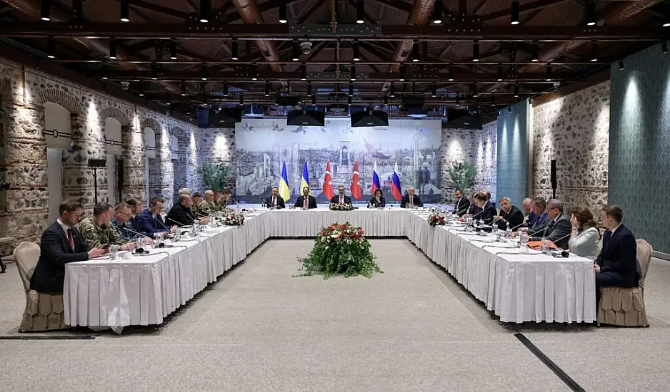 Reuters: 4 όρους έθεσε η Ρωσία για μία ειρηνευτική συμφωνία – Τι αποκάλυψε Ουκρανός αξιωματούχος