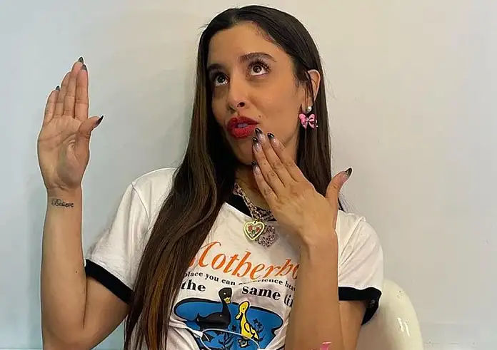 Eurovision 2025 – Μαρίνα Σάττι: Το επεισόδιο με Ισραηλινό δημοσιογράφο – Τα ειρωνικά σχόλια και οι ωτοασπίδες