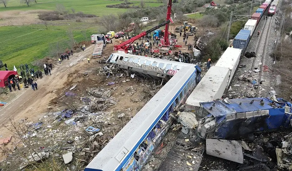 Θεσσαλονίκη: Κατεδαφίζεται η γέφυρα Περραιβού – Κλείνει το Σαββατοκύριακο ο Περιφερειακός
