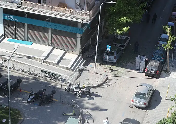 Έκρηξη στη Θεσσαλονίκη: Bρέθηκαν πυροκροτητές και εκρηκτική ύλη στο σπίτι της νεκρής γυναίκας