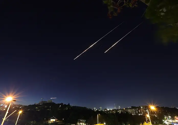 Ιράν μετά τη νέα πυραυλική επίθεση σε βάρος του Ισραήλ: «Σύντομα δεν θα είναι πια κατοικήσιμο»