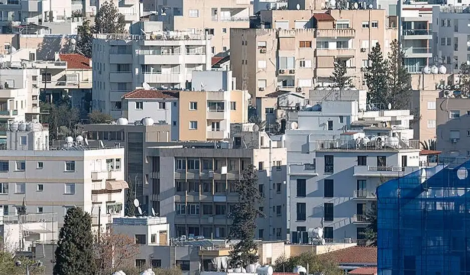 Νέος συναγερμός στα Airbnb για το τέλος επιτηδεύματος