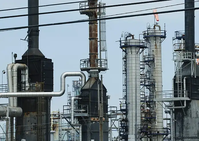 Shell - Total: Οι φόβοι των CEOs των ενεργειακών κολοσσών για την κλιμάκωση στη Μ. Ανατολή