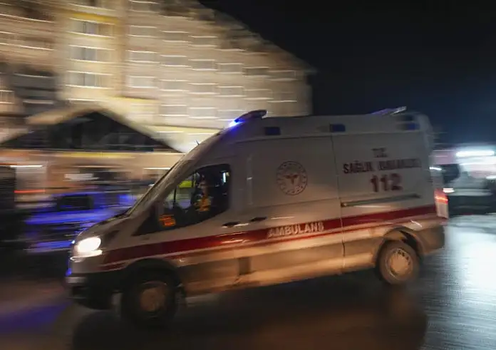 Σεισμός στην Τουρκία: Ένα 14χρονο παιδί έχασε τη ζωή του και 69 πολίτες τραυματίστηκαν