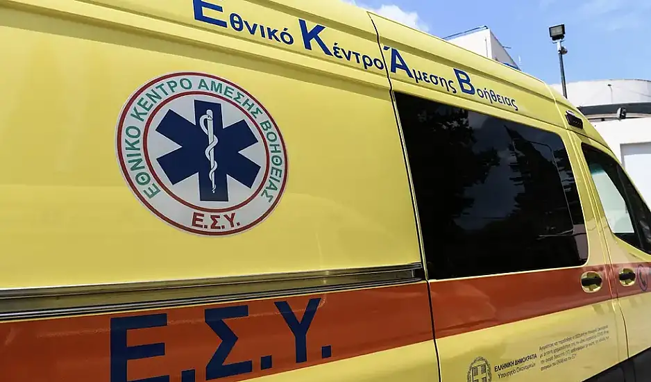 Μεθυσμένος οδηγός φορτηγού προκάλεσε σοβαρό τροχαίο στην Αιτωλοακαρνανία – Τραυματίστηκε τριμελής οικογένεια με βρέφος
