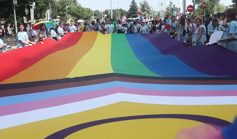 Athens Pride 2025: «Mετράμε 20 χρόνια» – Σήμερα η μεγάλη Πορεία Υπερηφάνειας στο Σύνταγμα