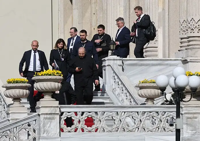 Κωνσταντινούπολη: Τι συζήτησαν Μόσχα και Κίεβο για εκεχειρία - Aνταλλαγή αιχμαλώτων