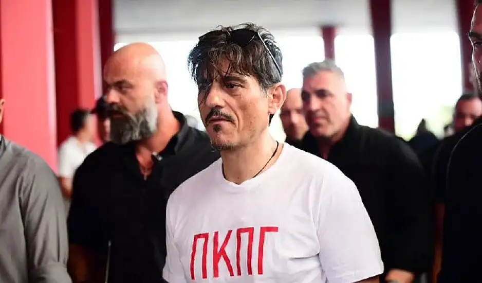Μετά το μπλουζάκι ΠΚΠΓ και την ένταση τόσων ημερών και οι Αγγελόπουλοι στον Βρούτση