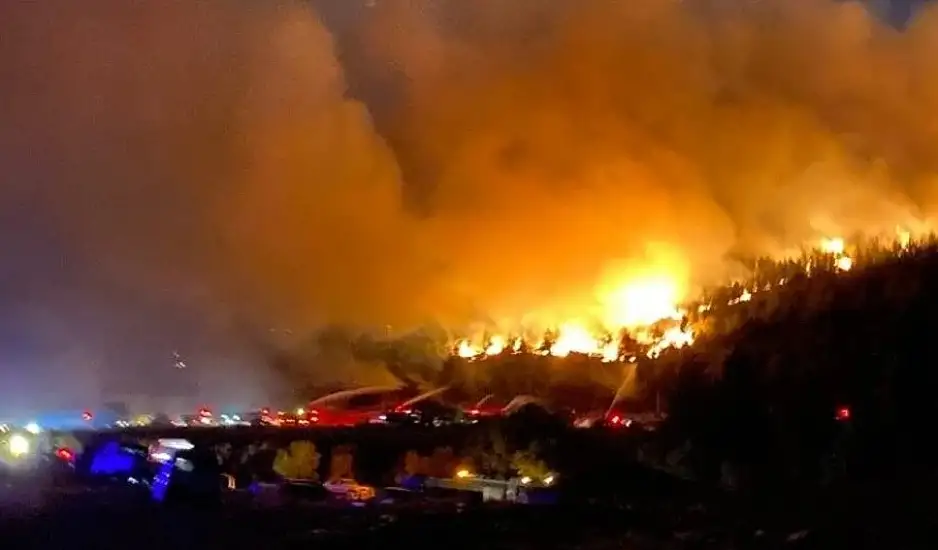 Τουρκία: Καίγεται η Σμύρνη. 93 πυρκαγιές σε 48 ώρες. Τούρκος δημοσιογράφος κατηγορεί PKK και Ελλάδα