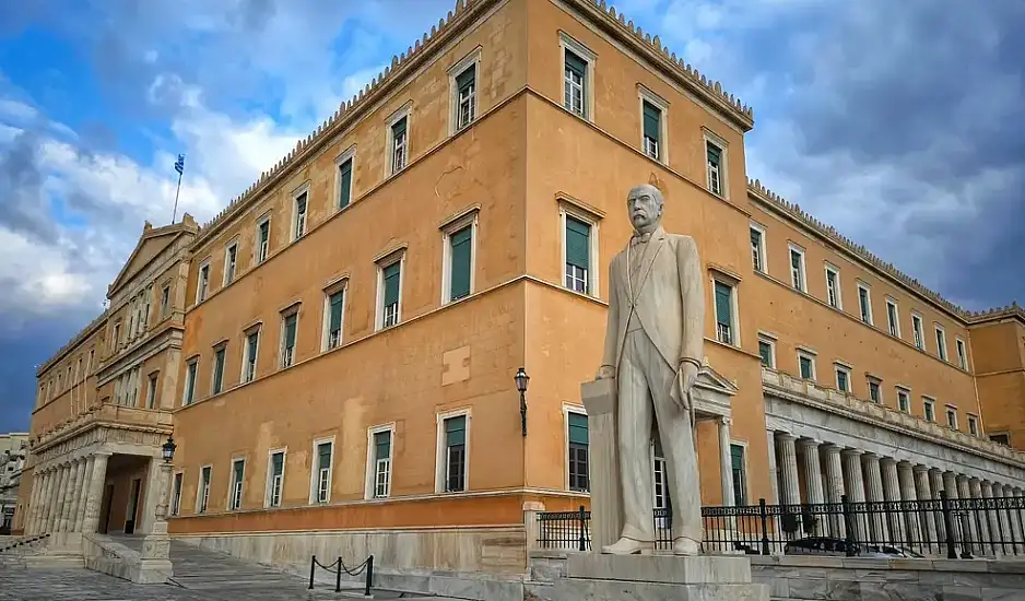 Πώς θα λειτουργεί η Βουλή μετά την απόφαση του Εκλογοδικείου για τους Σπαρτιάτες