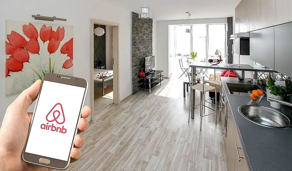 Airbnb στην Ελλάδα: Ποιο είναι το ενδιαφέρον των Ελλήνων – Οι περιοχές που «σαρώνουν»