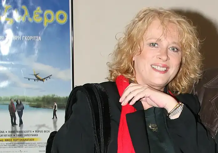 Νόρα Βαλσάμη  – Η μάχη για επιβίωση και η ζωή της στη Σύρο «Παίρνω 500 ευρώ, δεν φτάνουν ούτε για νερά»