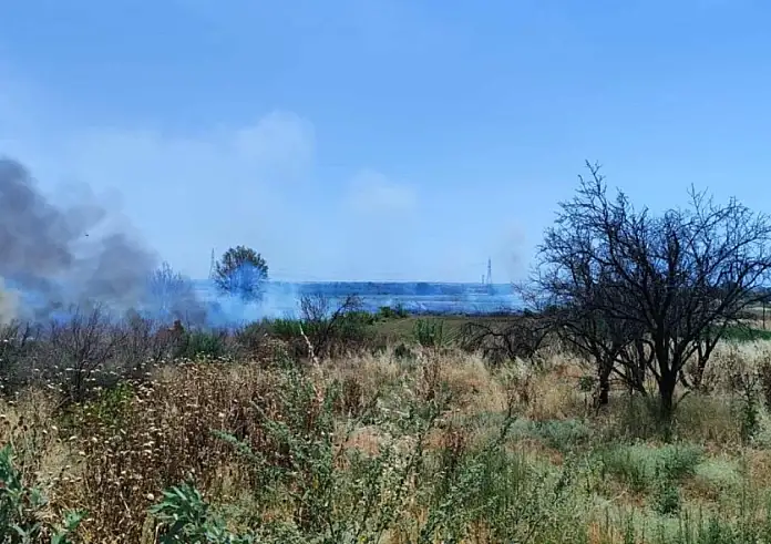 Φωτιά τώρα στη Ροδόπη – Κοντά σε οικισμό