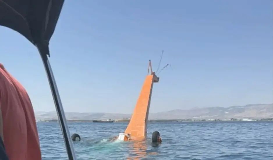 Ελευσίνα: Ακούσαμε μπαπ και το είδαμε στη θάλασσα–  Μαρτυρία από τη διάσωση των επιβατών του ελικοπτέρου