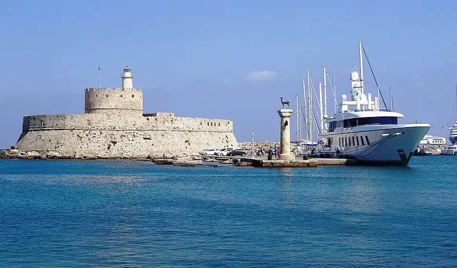 Ρόδος: Ένταση στο λιμάνι με αφορμή την άφιξη Ισραηλινών τουριστών