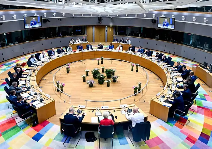 «Κίνημα Δεν Πληρώνω»: Οι Ευρωπαίοι αντιδρούν για τα όπλα του Τραμπ στην Ουκρανία