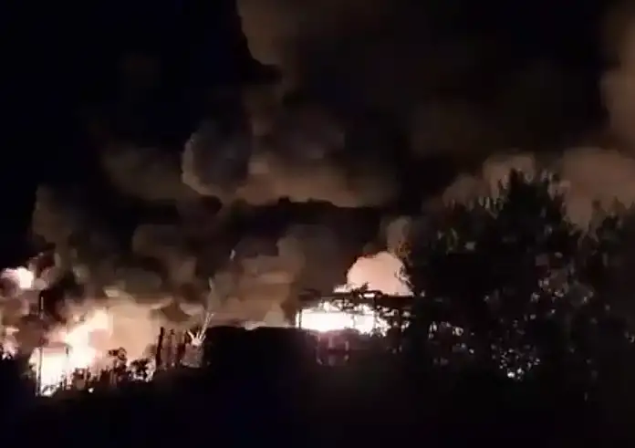 Μάχη με τις φλόγες σε όλη τη χώρα – Πύρινα μέτωπα σε Αίγιο, Μεσσηνία και Κύθηρα, σε επιφυλακή η Πυροσβεστική