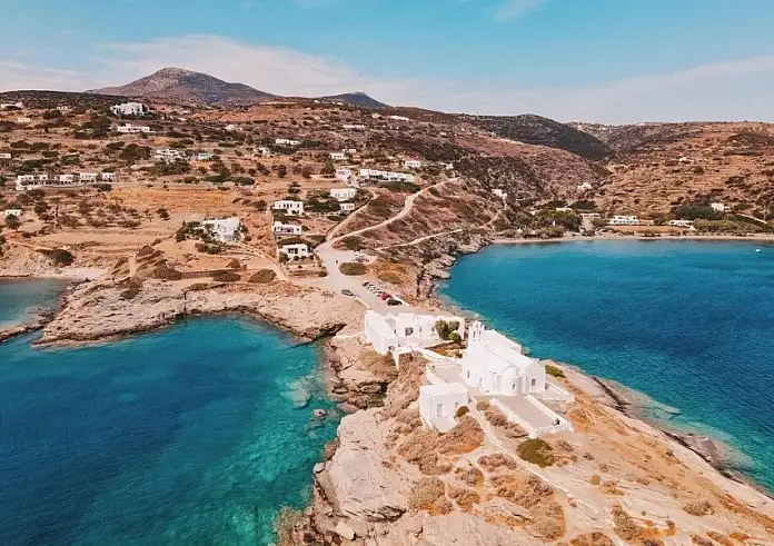 Ελληνικό νησί αναδείχθηκε ως ο καλύτερος προορισμός για οικογένειες για το 2025