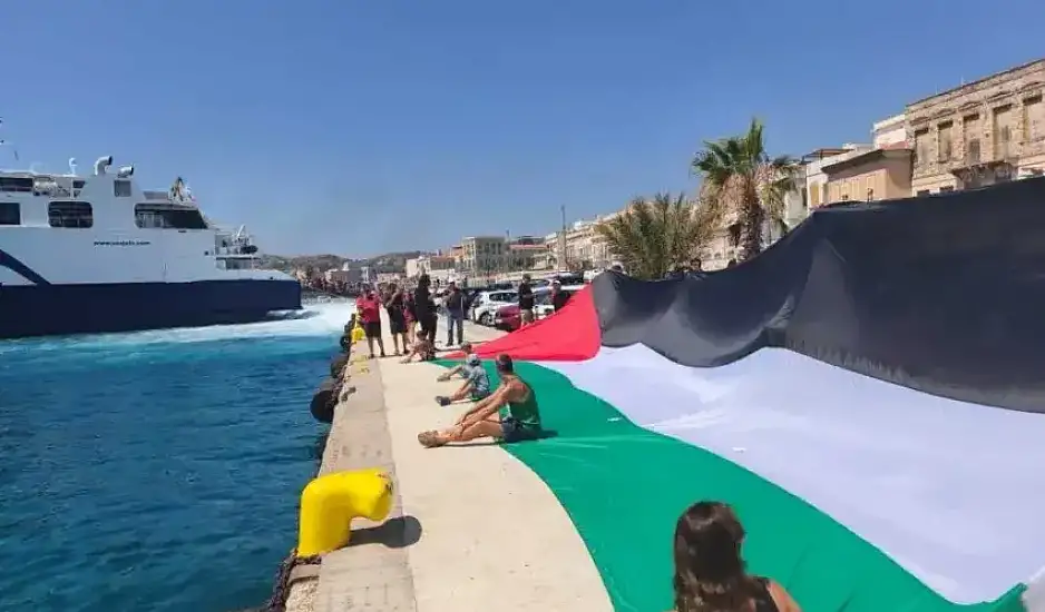 Μαρινάκης για μπλόκο σε Ισραηλινούς τουρίστες στη Σύρο: Έγινε κακή διαχείριση – Οι νόμοι πρέπει να εφαρμόζονται