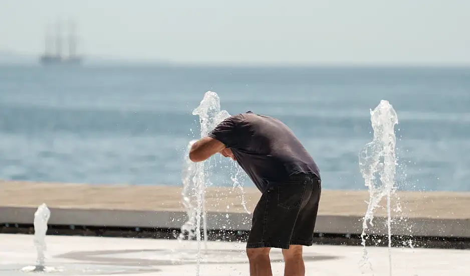 Έρχεται καύσωνας: Πάνω από 40°C σε αρκετές περιοχές – Αυξημένος ο κίνδυνος πυρκαγιών