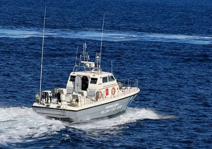 Άφαντος ο Τούρκος κρατούμενος που δραπέτευσε στη θάλασσα – Υπό κράτηση οι συνοδοί αστυνομικοί