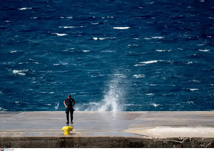 Καιρός: Ισχυροί άνεμοι και 40άρια - Το επικίνδυνο μελτέμι που διαρκεί