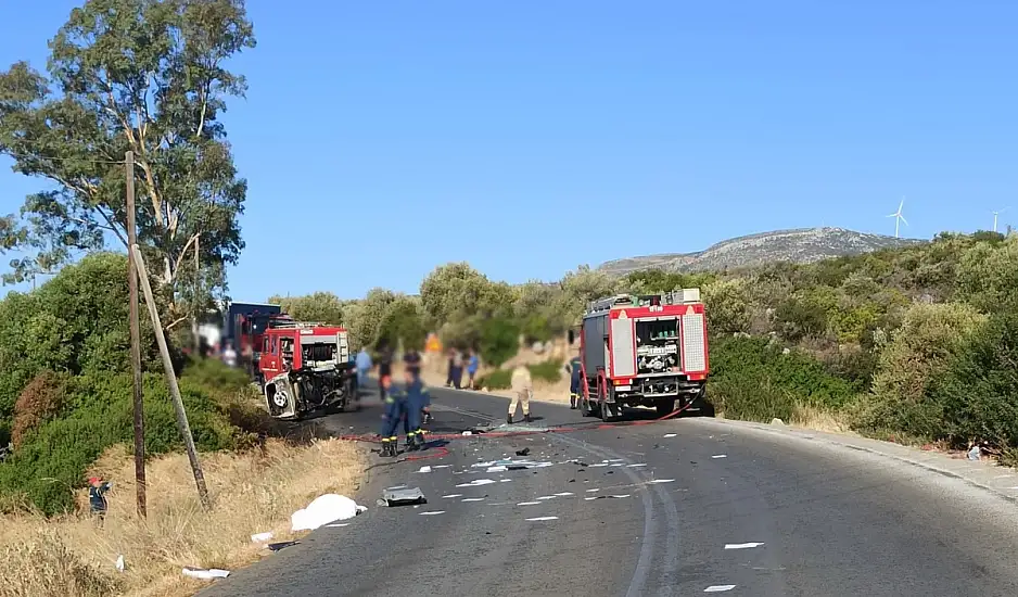 Διπλή τραγωδία στο Αλιβέρι: Ζευγάρι σκοτώθηκε σε τροχαίο, ορφανά τρία παιδιά