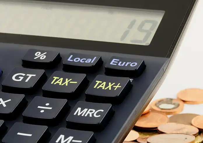 ΑΑΔΕ: Πρόστιμα έως 500€ για καθυστερημένες δηλώσεις
