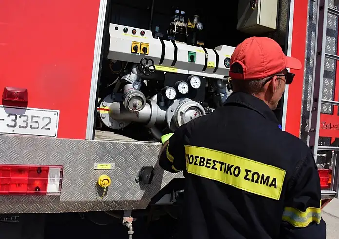 Φωτιά σε αυτοκίνητο στον Κηφισό – Άμεση κινητοποίηση της Πυροσβεστικής