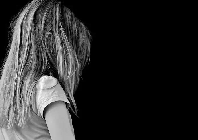 Παλαιό Φάληρο: Βρέθηκε το φόρεμα της μητέρας – Το πέταξε σε θάμνους μετά τον θάνατο της 4χρονης