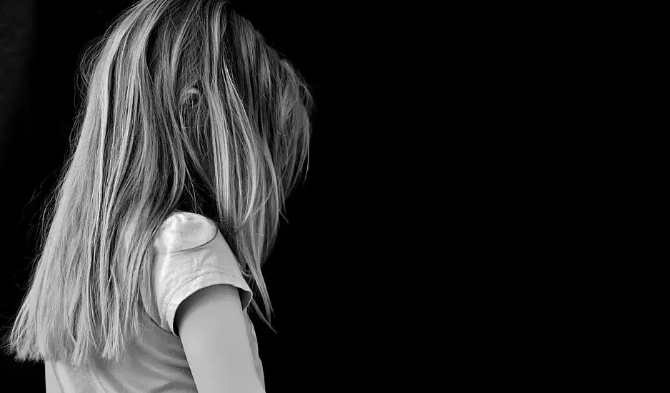 Παλαιό Φάληρο: Βρέθηκε το φόρεμα της μητέρας – Το πέταξε σε θάμνους μετά τον θάνατο της 4χρονης