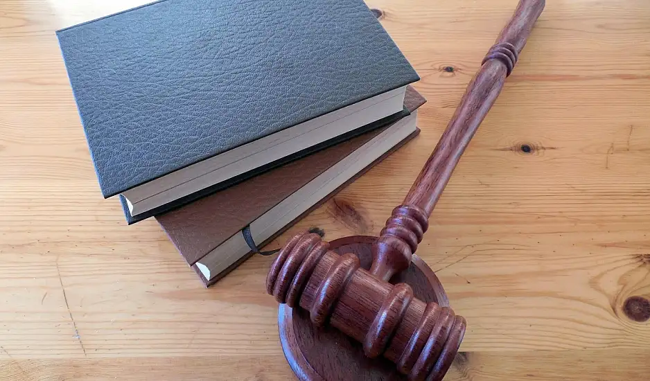 Παλαιό Φάληρο: Σε εξέλιξη η απολογία της 32χρονης μητέρας – Ξέσπασε σε κλάματα