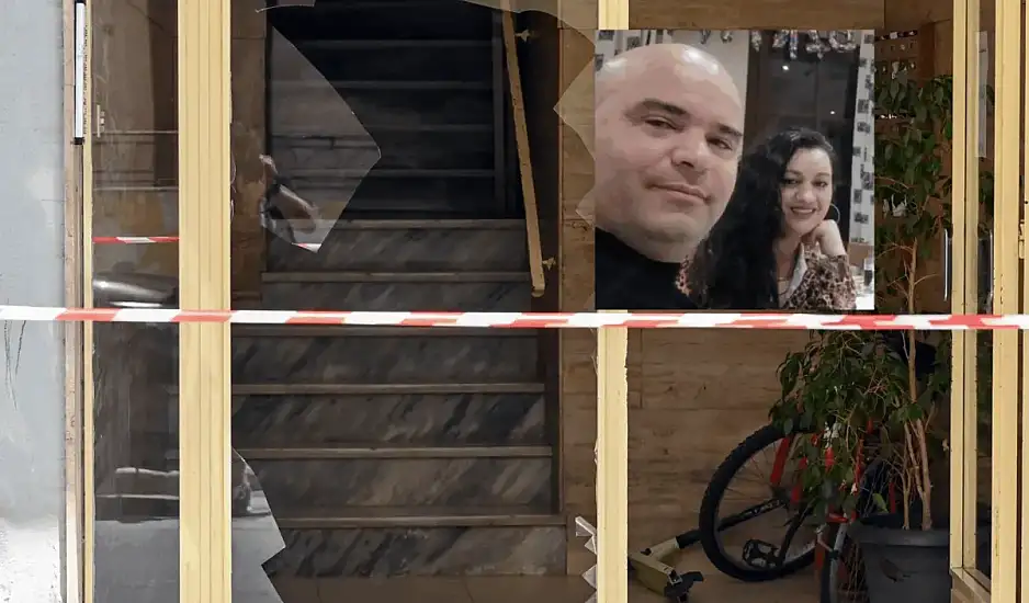 Βόλος: Γυναικοκτονία μπροστά στα παιδιά. Είδα τον μπαμπά να καρφώνει τη μαμά με μαχαίρι