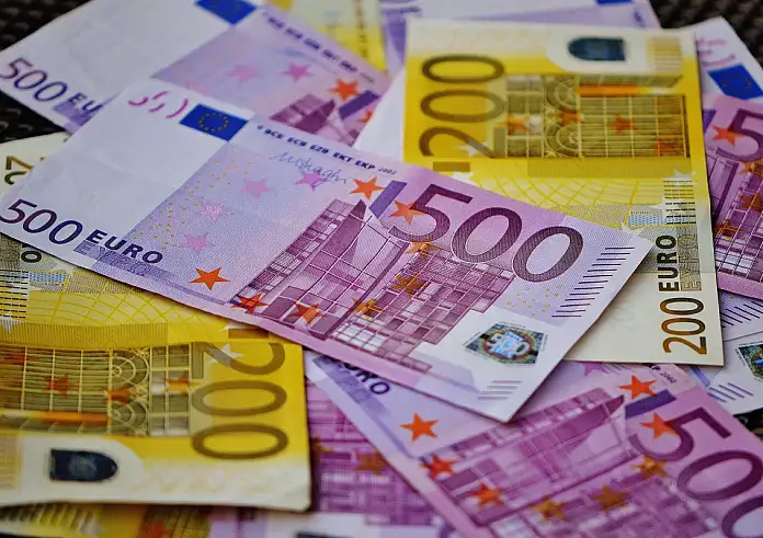 Χαρτονόμισμα 500 ευρώ; Να τι συμβαίνει αν το καταθέσεις στην τράπεζα
