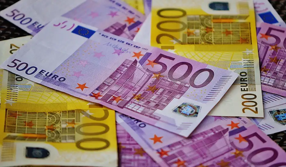 Χαρτονόμισμα 500 ευρώ; Να τι συμβαίνει αν το καταθέσεις στην τράπεζα